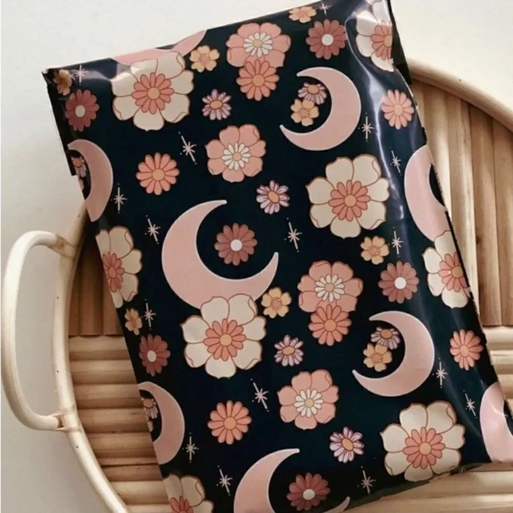 Poly mailers